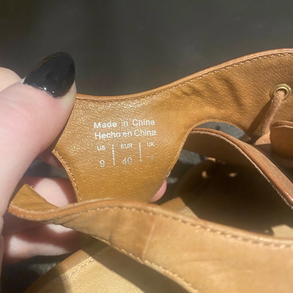 aldo heeled cut out lace up booties - Picture 2 of 3